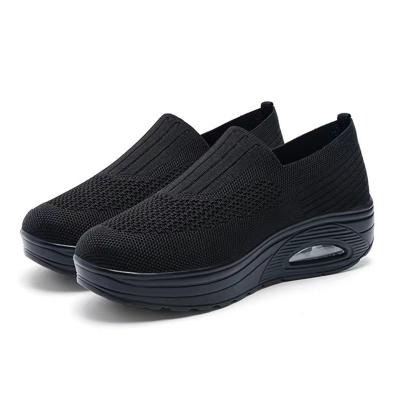 Black / 10.5 (USA Women's Size)