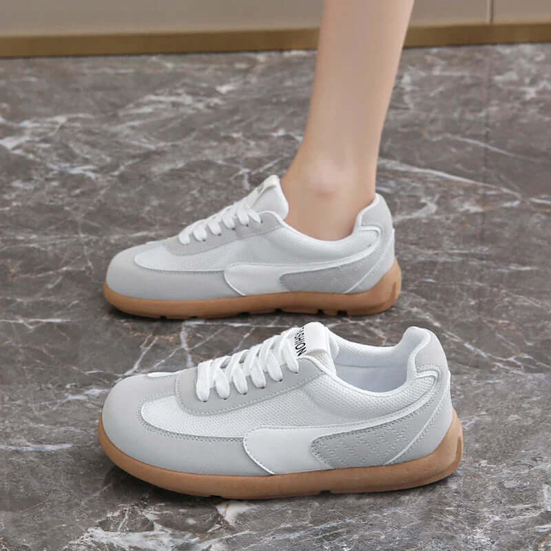 White / 9 (USA Women's Size)