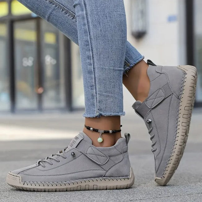 11.5 (USA Women's Size) / Gray