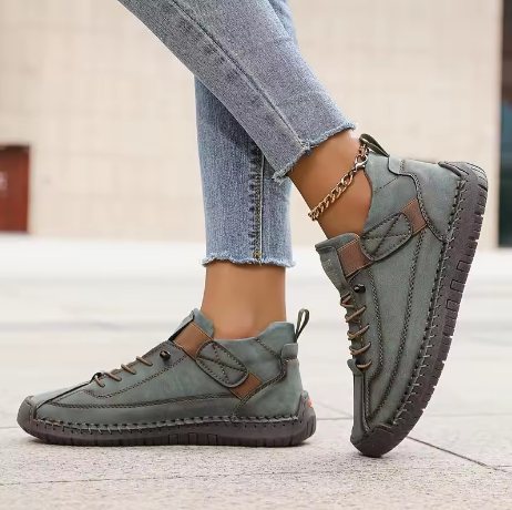11.5 (USA Women's Size) / Green