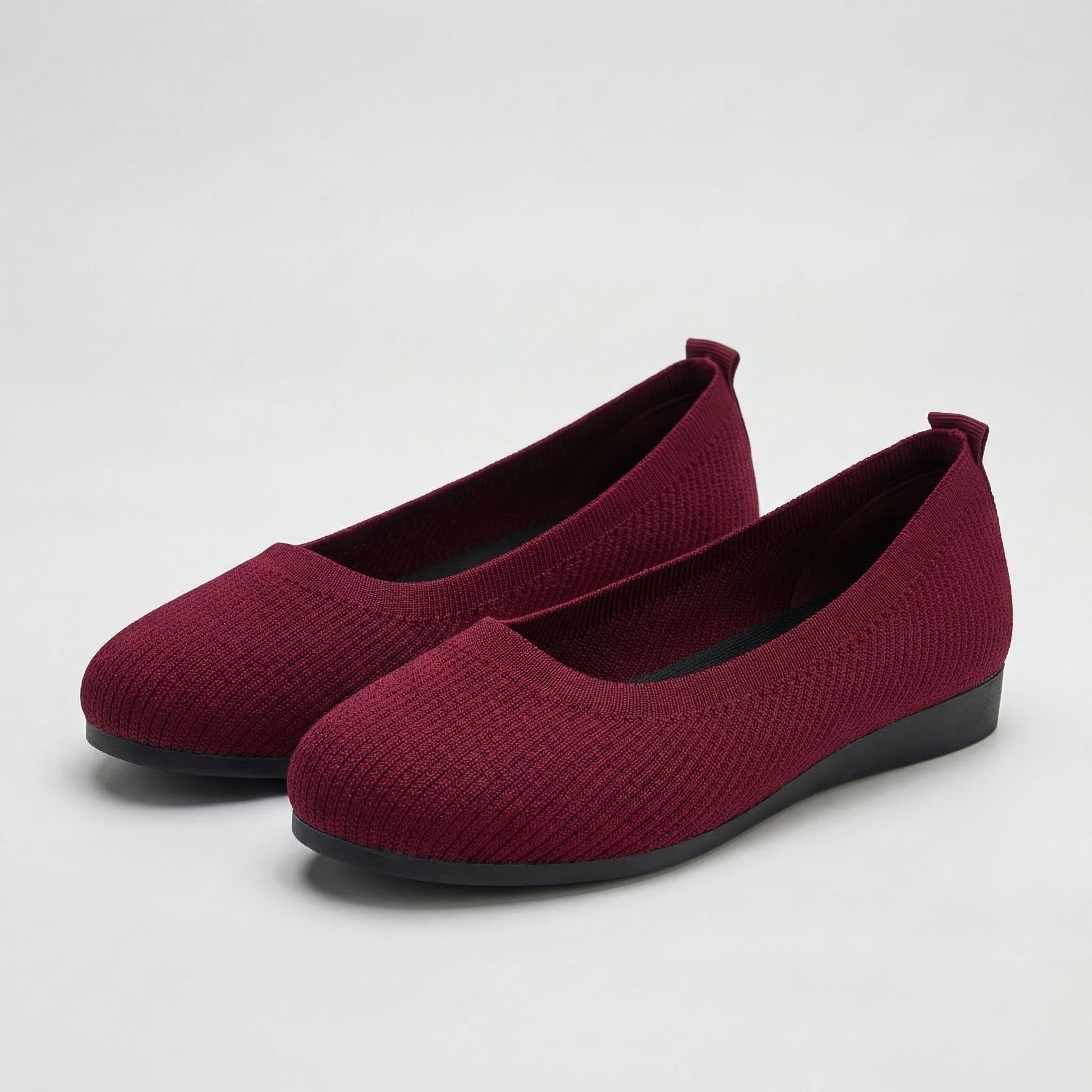 Red / 10.5 (USA Women's Size)