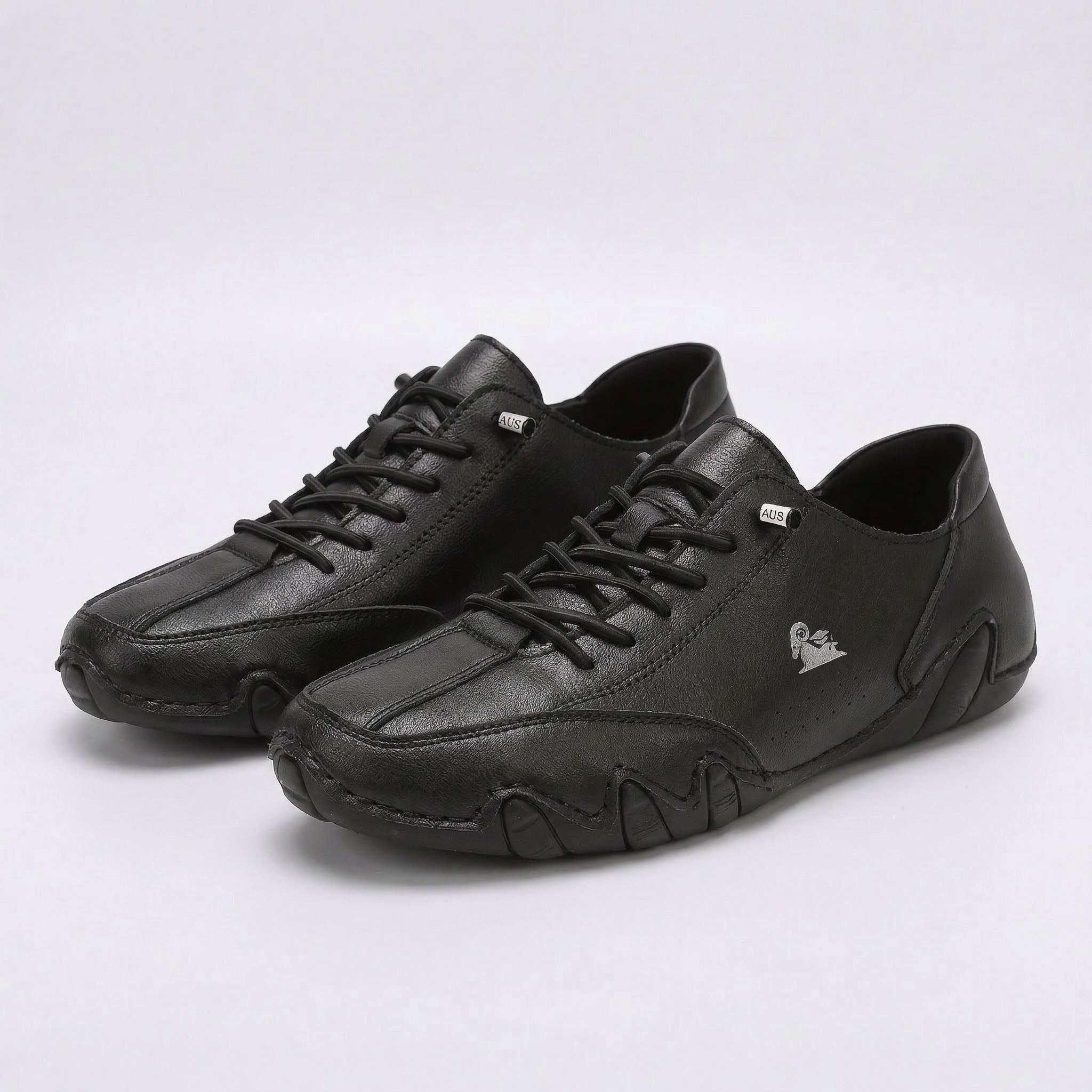 Black / 10.5 (USA Women's Size)