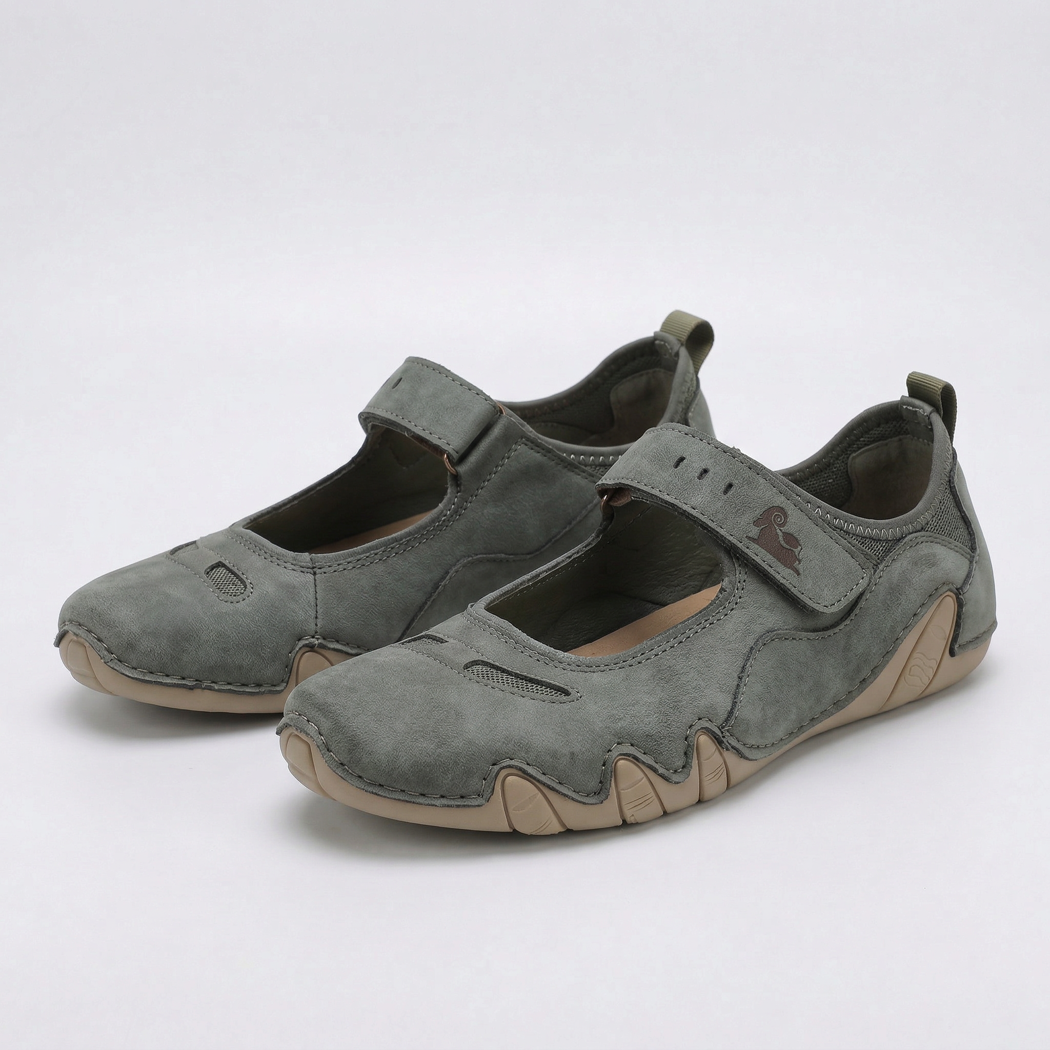Green / 10.5 (USA Women's Size)