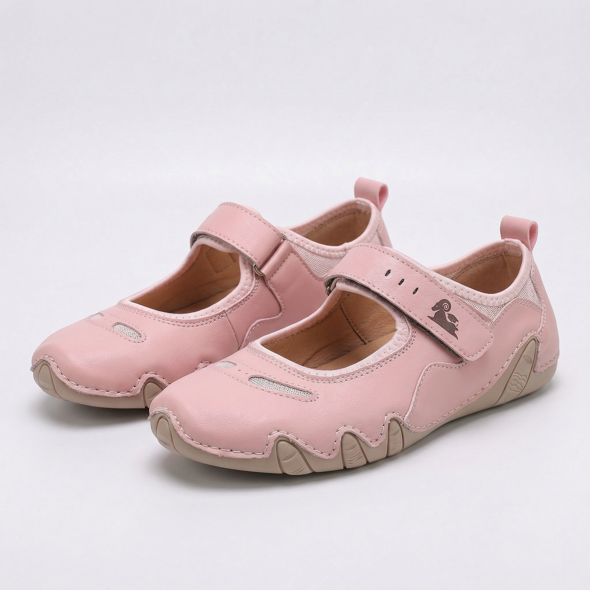 Pink / 10.5 (USA Women's Size)